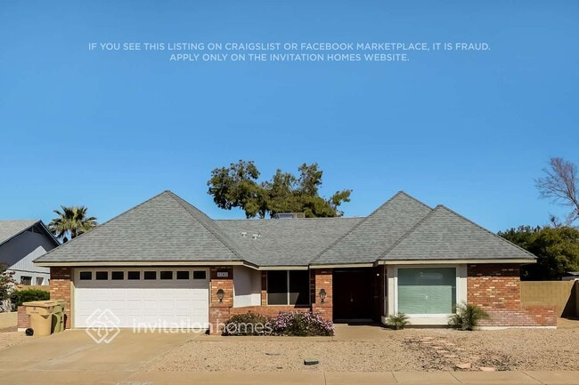 Building Photo - 6142 W Sunnyside Dr