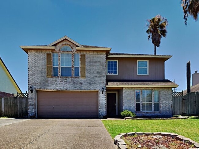 Photo - No Application Fees* $500 off first month ...