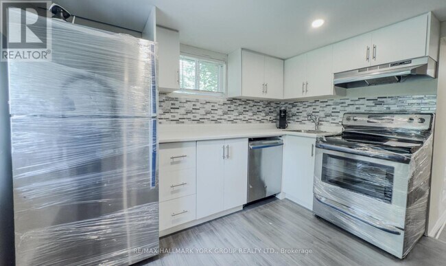 Photo - 6072 Hillsdale Dr