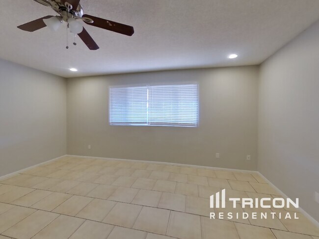 Photo - 3729 W North Ln