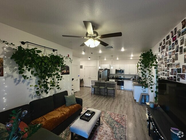 Building Photo - 2630 N 175 W Unit D31 Rental