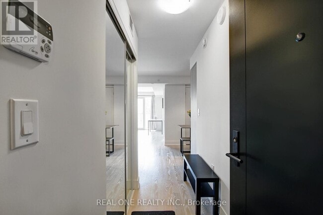 Photo - 955 Bay St. Unit 2313