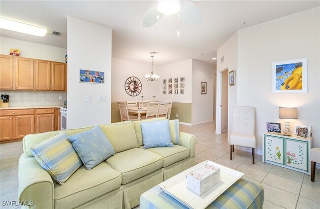 Photo - 9345 La Playa Ct Unidad 2013