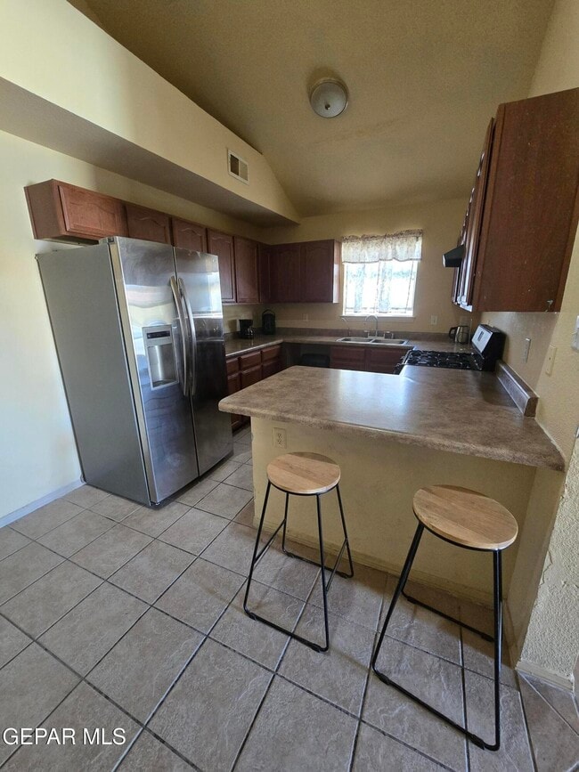 Photo - 1400 Cravens St