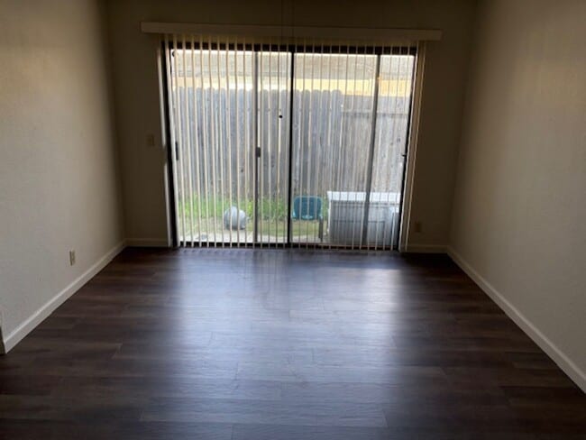 Photo - 7631-7633 AGUSTAWOOD PLACE Unit 7631 AGUSTAWOOD PLACE