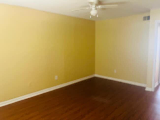 Photo - 6701 Dickens Ferry Rd Unidad 30 Rental