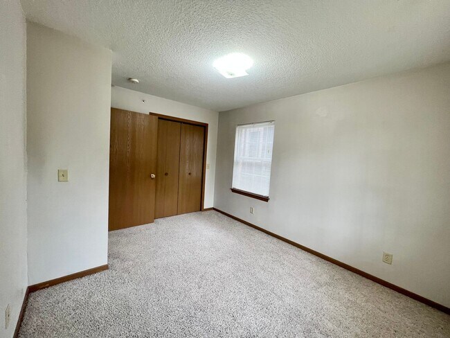 Photo - Pre-Leasing for 26/27 School Year