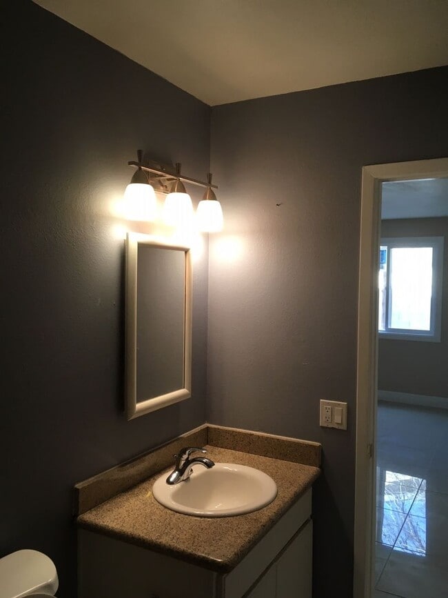 Photo - 913 Shadow Mountain Pl Unit 1