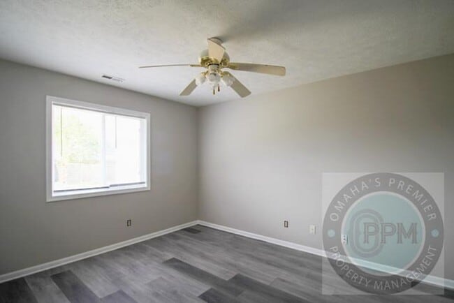 Photo - 2 Bed 1 Bath Home in Council Bluffs, IA Unit 3127