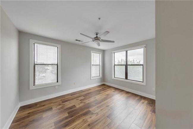 Photo - 799 Hammond Dr Unit 219
