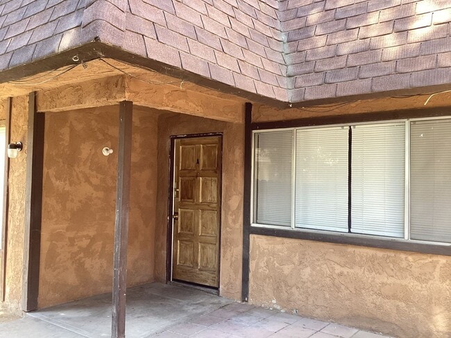 Photo - 563 W Alamos Ave Unit A