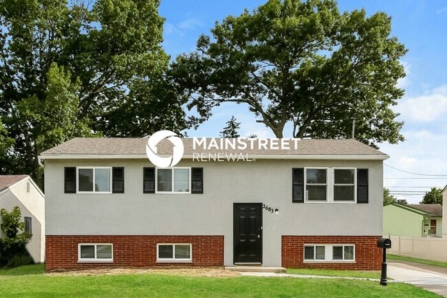 3 Bedroom Pet-Friendly Home in Columbus, OH with Main Street Renewal