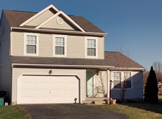 Building Photo - Blacklick Single Family Home available now!