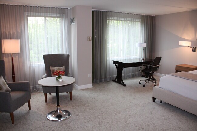 Photo - 3420 Heritage Dr