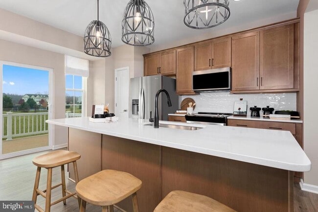 Building Photo - 201 Hillsdale Pl