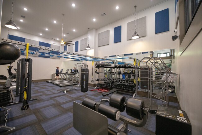 Recreation Center - Wynnwood Vinings Apartments
