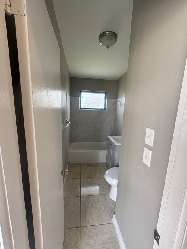 Building Photo - 1110 Vineyard Pl Rental