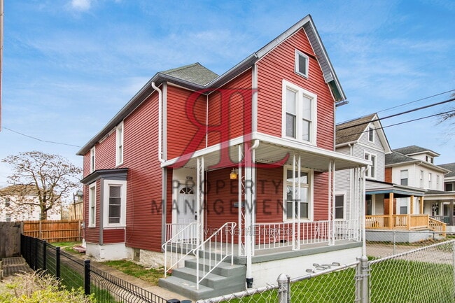 118 Sherman Ave