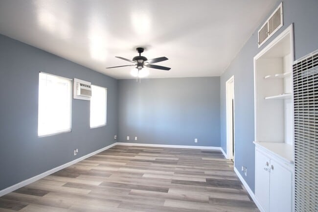 Photo - 1207-1209 Merced Avenue Unit 1207