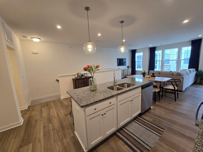 Photo - 3925 Maze Runner Dr