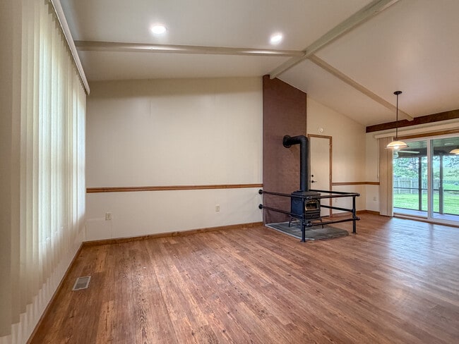 Photo - 60 Glenbrook Rd