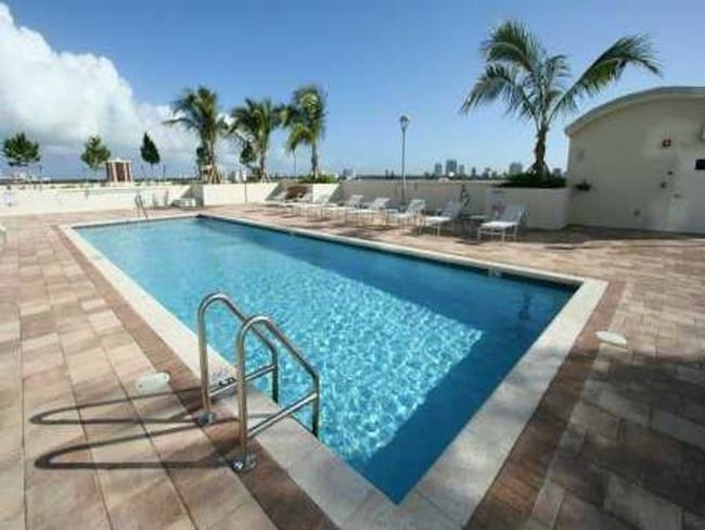 Building Photo - 3180 Coral Way Unit 707