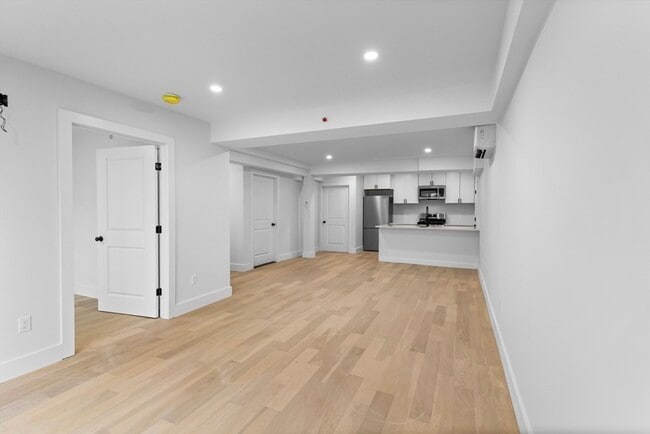 Photo - 20 Orne St Unit A