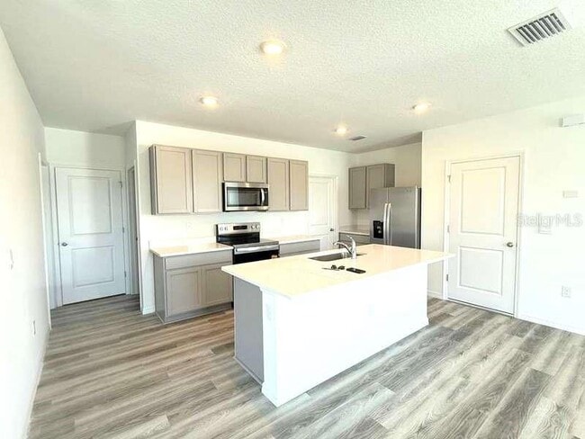 Photo - 32893 Osprey Peak Wy