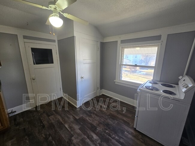 Photo - 1001 1/2 Randolph St