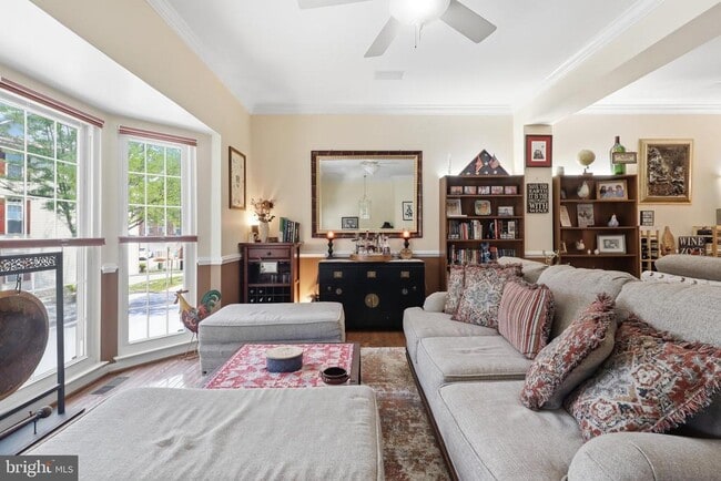 Photo - 2769 Manhattan Pl