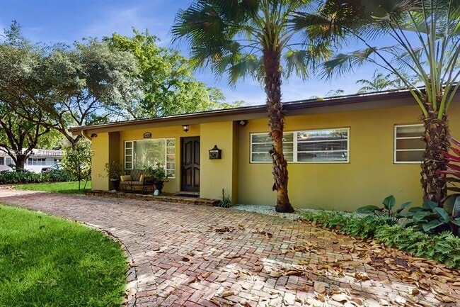 Photo - 2920 Columbus Blvd Casa