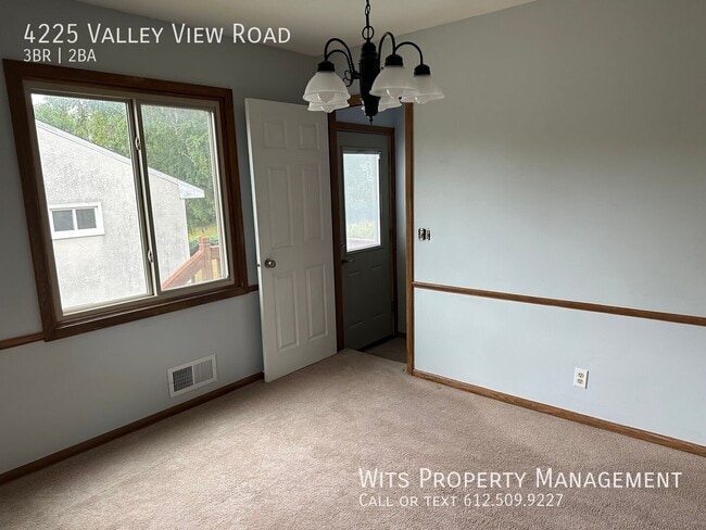 4225 Valley View Rd