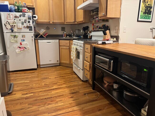 Photo - 2614 N Racine Ave Unidad 2602