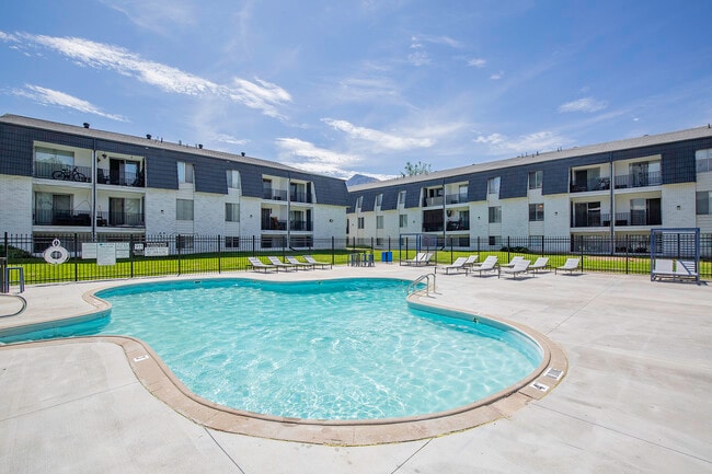 Building Photo - Mt. Aire Rental