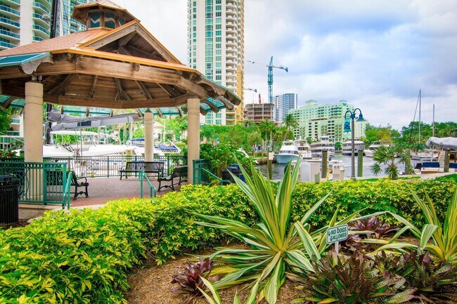 Photo - 511 SE 5 Ave Unit 1111