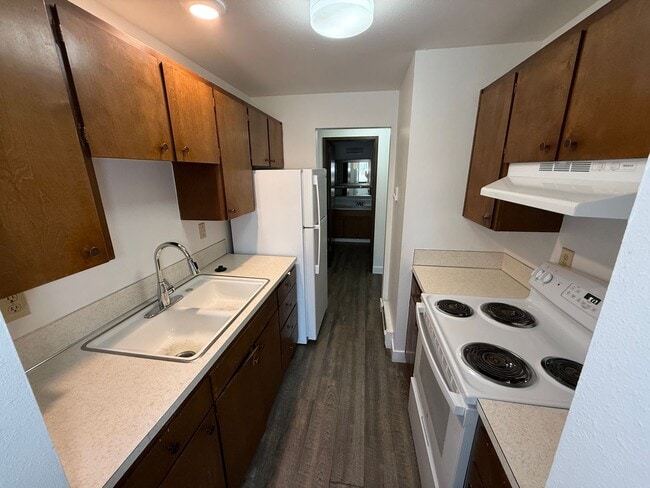 The Deer Park Apartments!