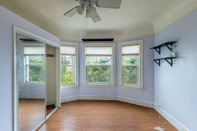 Photo - 4604 Lexington Ave Apartments Unit 4604