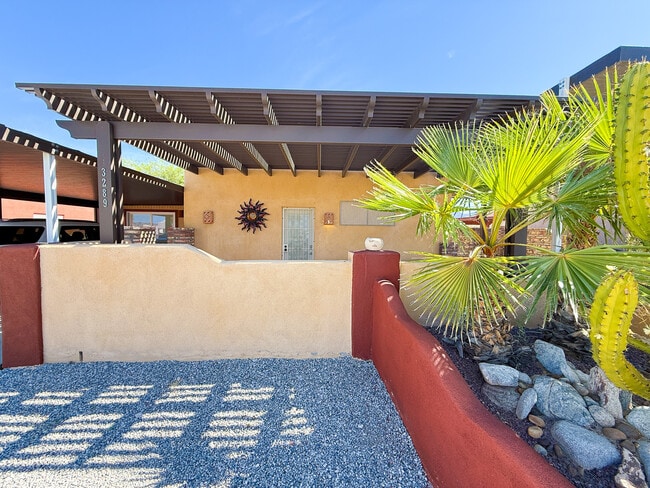 Photo - 13289 Onammi Ave