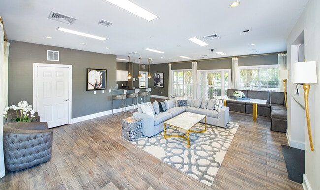 Photo - MAA Centreville