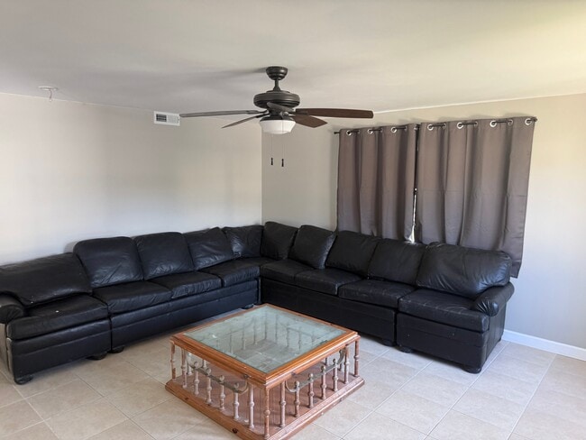 Photo - 240 SW 7th St Unit 10