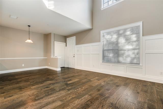 Photo - 5404 Locust Dr