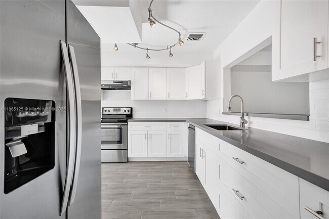 Photo - 4163 SW 85th Ave