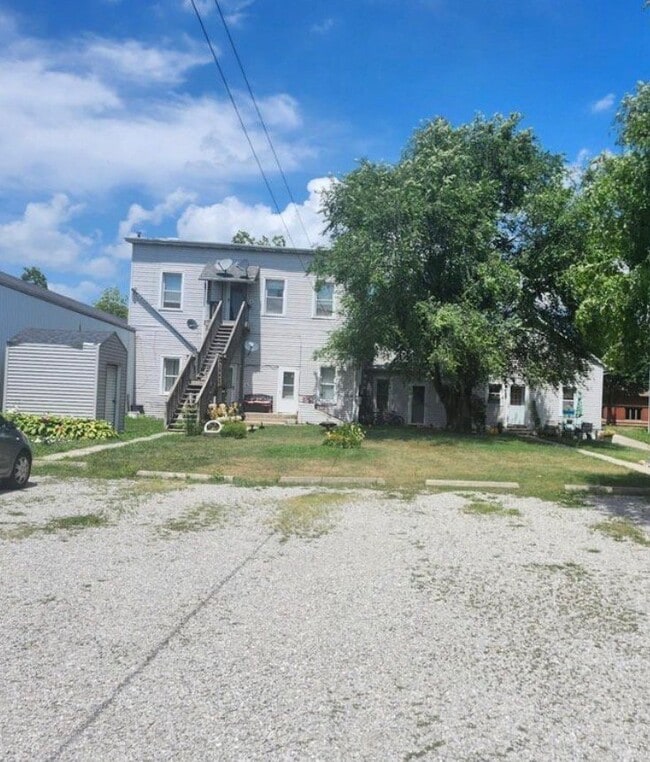 Photo - 208 E Van Buren St