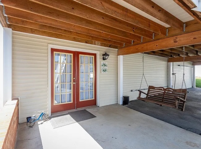 Photo - 2 Bedrooms Basement Penn Laird