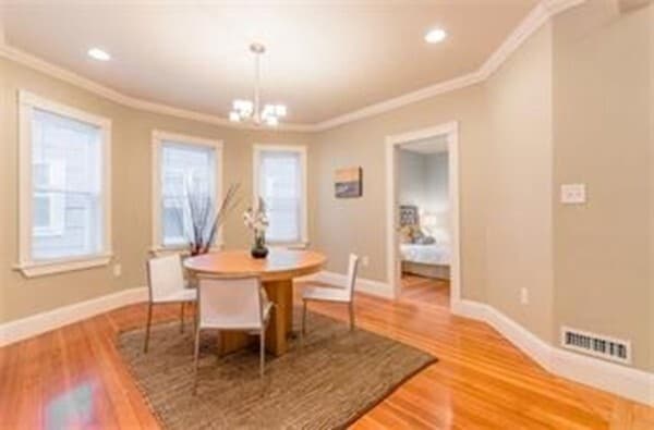 Photo - 12 Taft St Unit 3