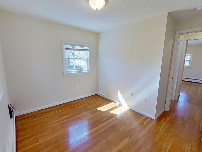 Photo - 8 Friend St Unit 4