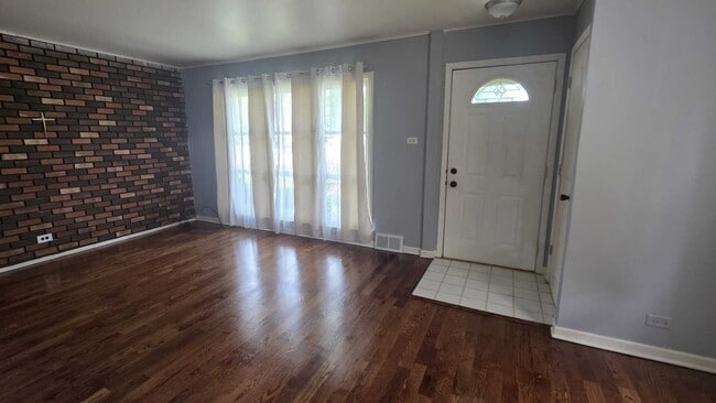Photo - 9154 Ridgeland Ave