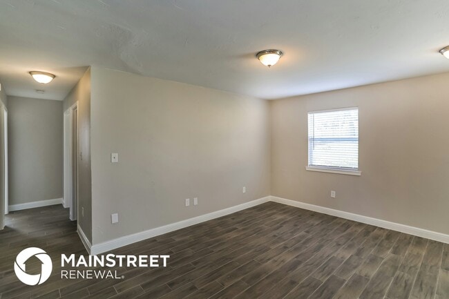 Photo - 1111 Glenn Dr