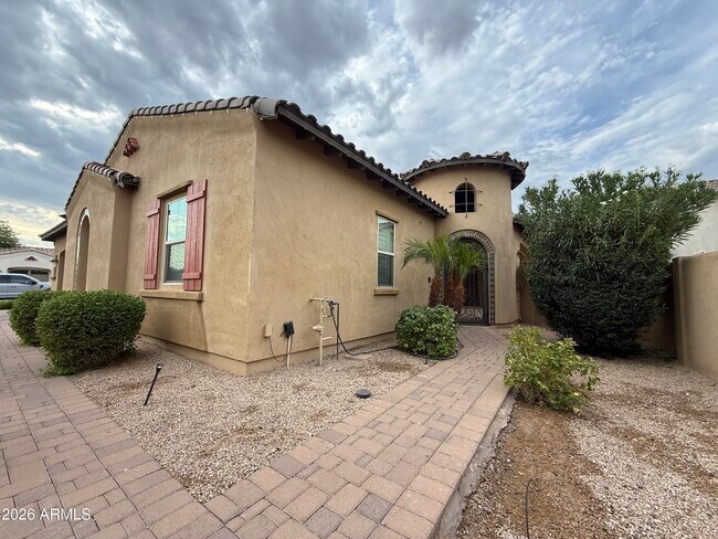Photo - 2307 E Mahogany Pl