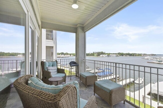 Building Photo - 168 Lake Point Blvd Unit D201 Rental